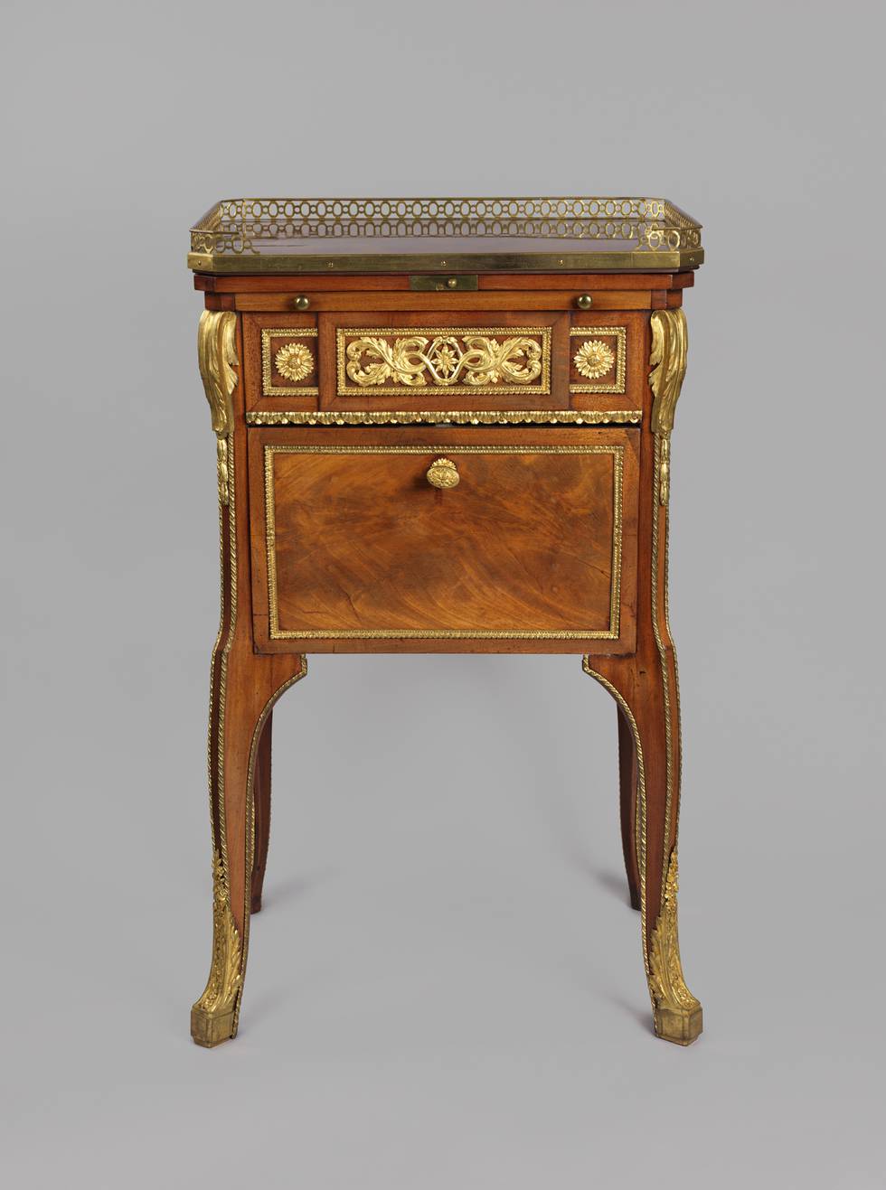 Photograph of the front of an eighteenth-century toilet and writing-table