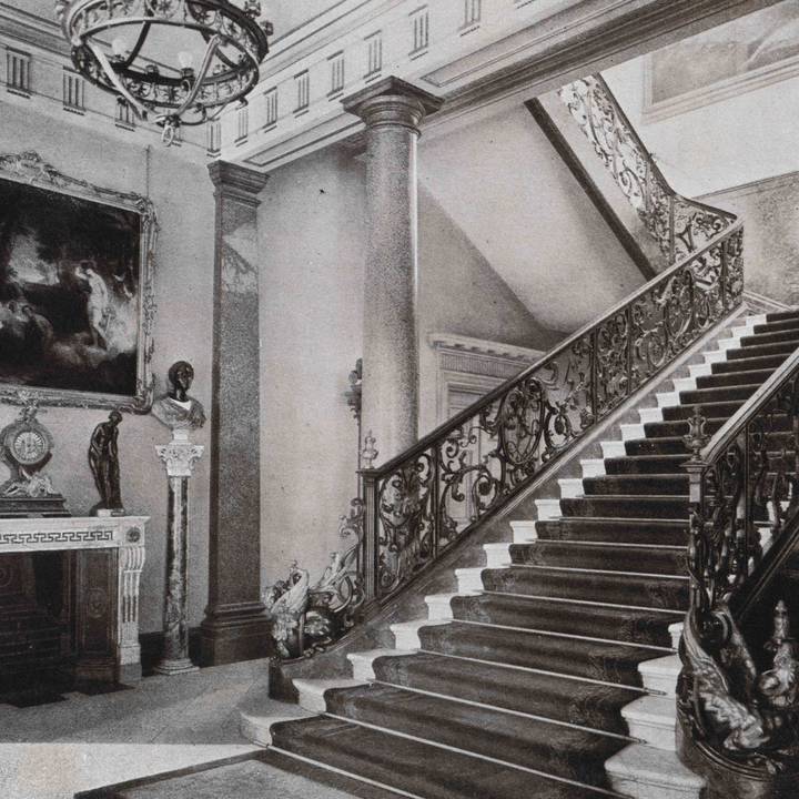 Black and white photo of The Wallace Collection Entrance Hall in 1904