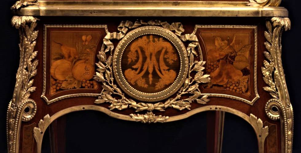 Riesener Masterpieces: royal furniture in Britain
